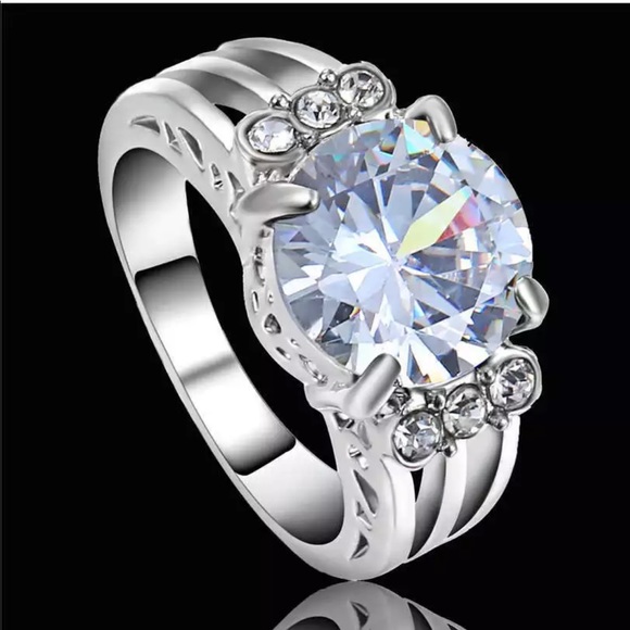 Jewelry - New white topaz 18KT white gold filled wedding 💍